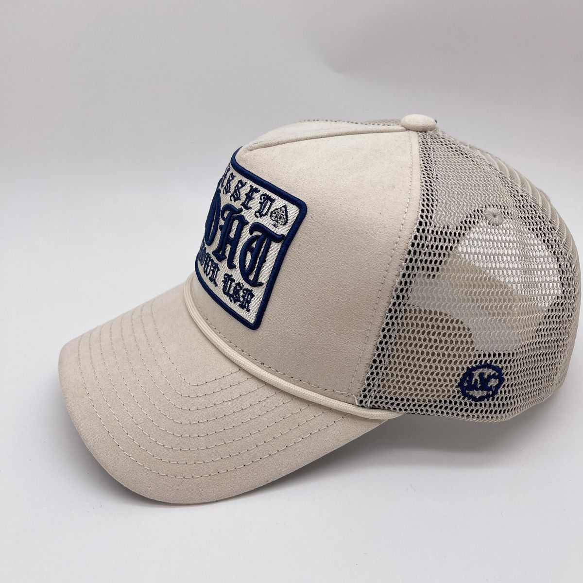 GOAT TRUCKER - CREAM (SUEDE)